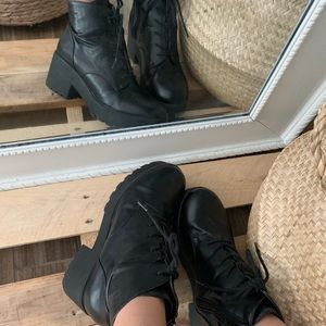 WILD DIVA LOUNGE BLACK LACED BOOTIES
